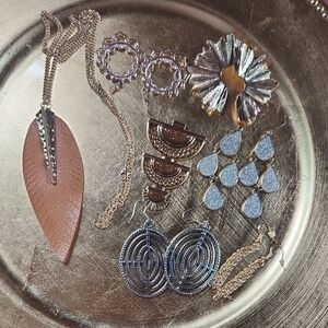 Elegant Silver and Gold Women's Jewelry Set